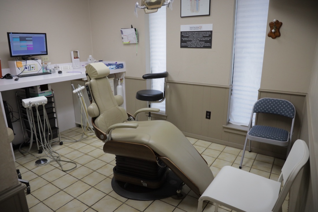 Crowns & Restorative